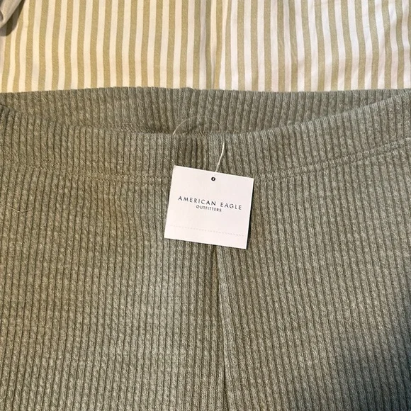 American Eagle Outfitters Green Ribbed Knit Flare pants - Picture 2 of 2